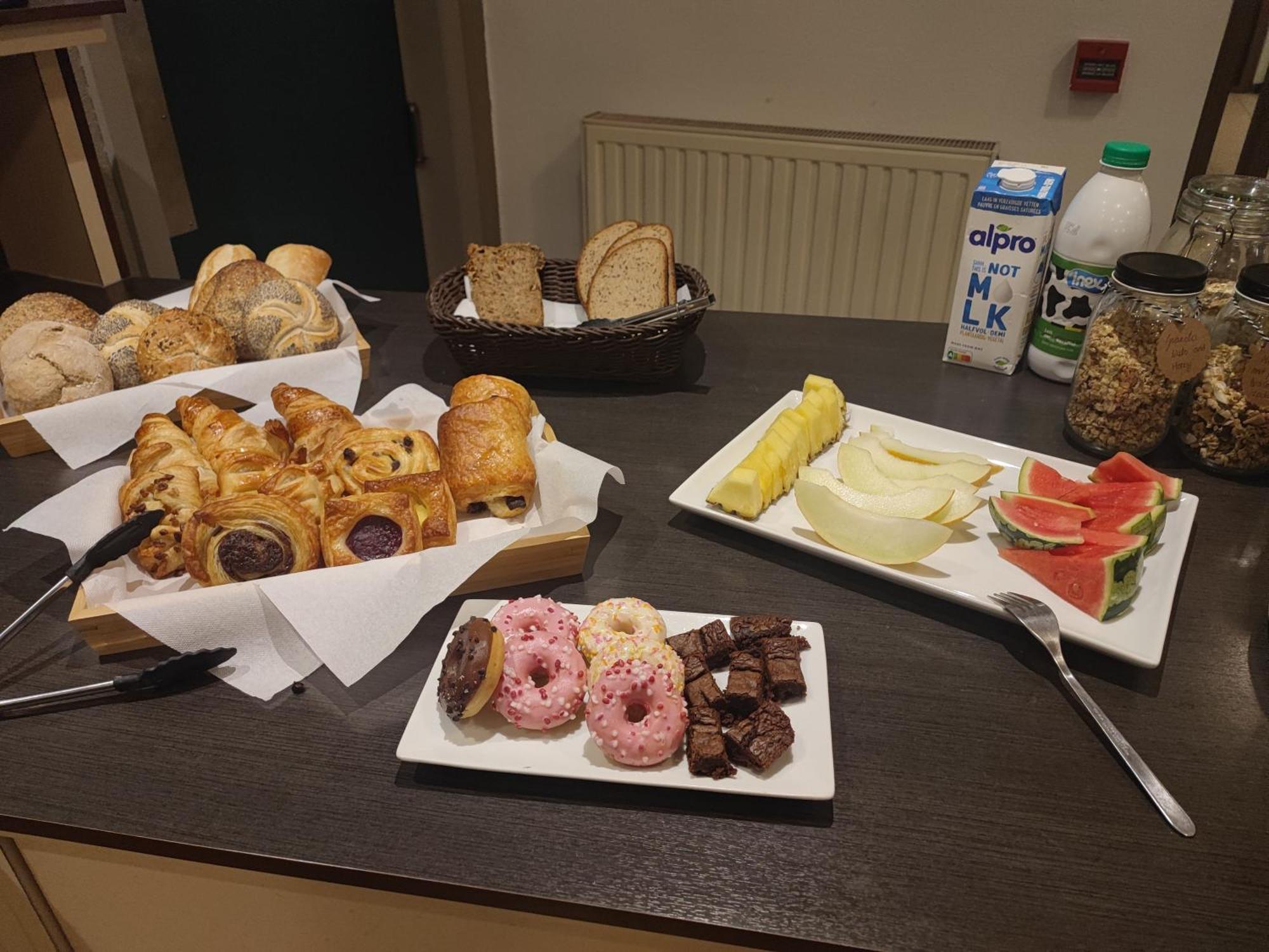 Hobbit Hotel Brussels Airport Zaventem Bagian luar foto