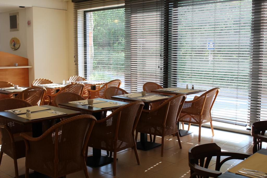 Hobbit Hotel Brussels Airport Zaventem Bagian luar foto