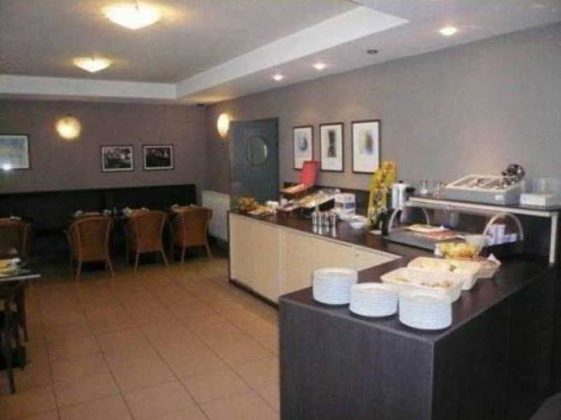 Hobbit Hotel Brussels Airport Zaventem Bagian luar foto