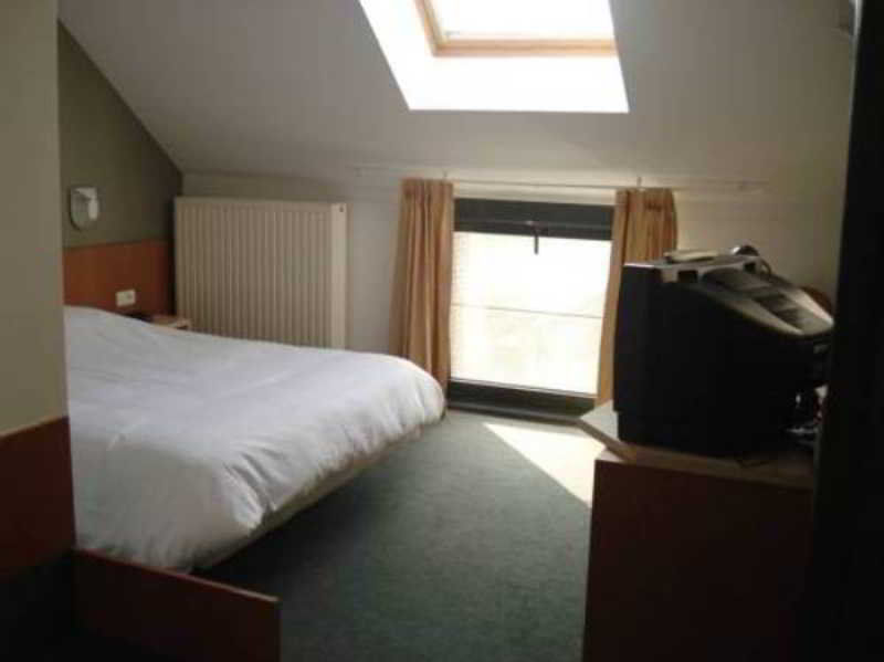 Hobbit Hotel Brussels Airport Zaventem Bagian luar foto